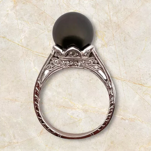 14K White Gold Grey Pearl and Diamond Ring