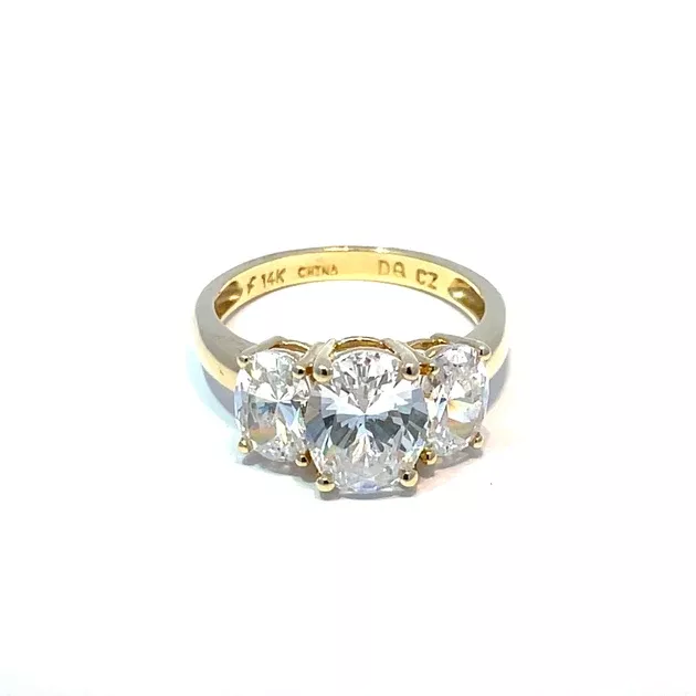 14K Yellow Gold 3 Oval Zircon Ring