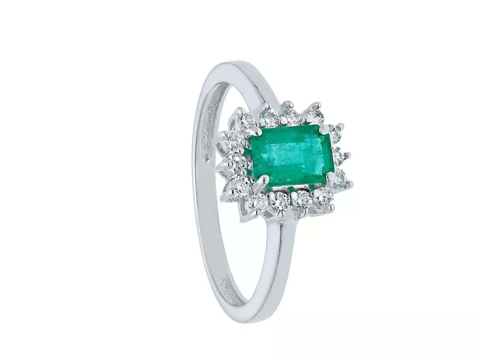 18k white gold flower ring, diamonds 0.22 & rectangular emerald 0.70 Italy made