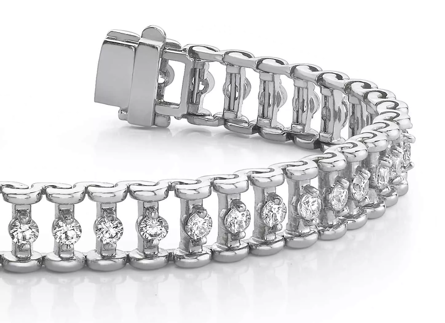Candlestick Link Diamond Bracelet 2.99 Carat Total Weight