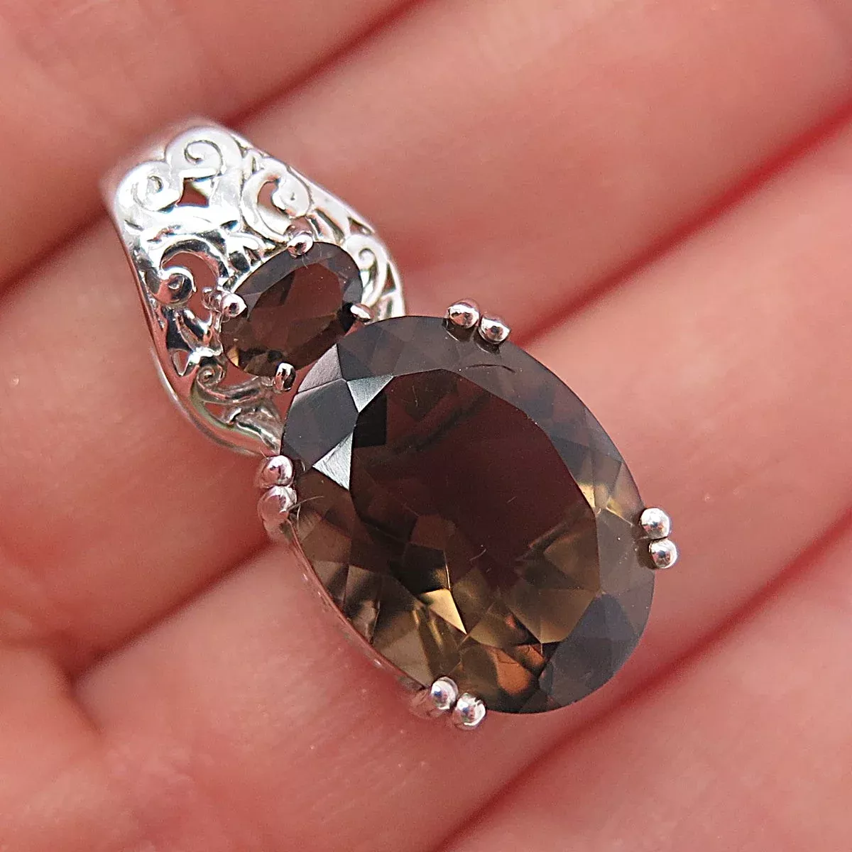 D'Joy 925 Sterling Silver Real Oval-Cut Smoky Quartz Charm Pendant