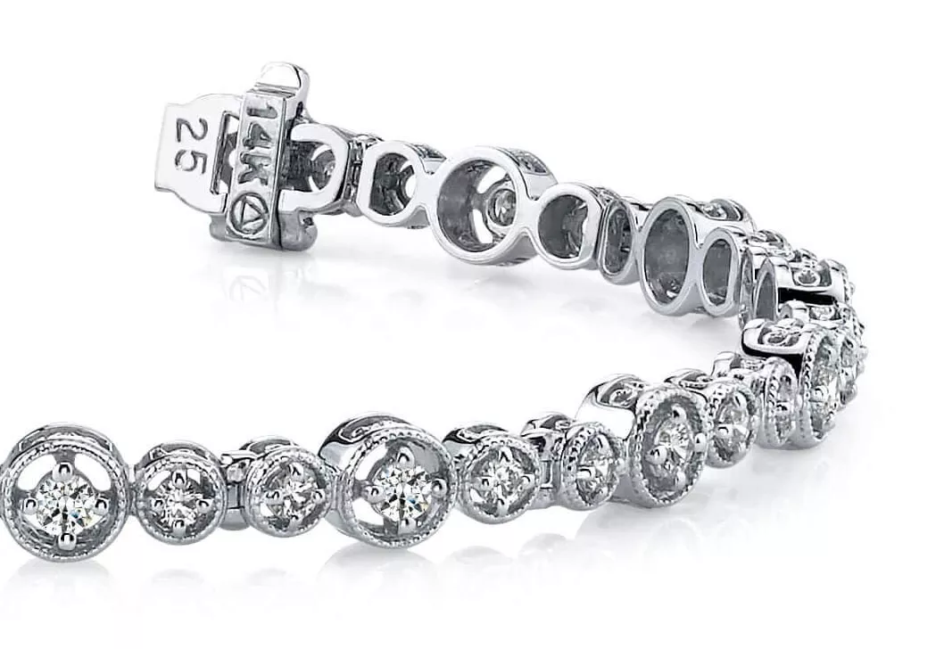 Graduated Antique Diamond Bracelet 1.75 Carat Total Weight