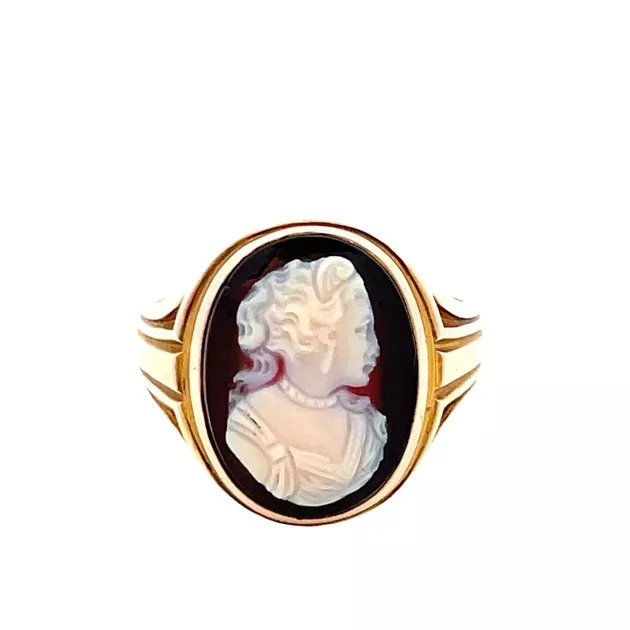 Vintage Solid Yellow Gold Cameo Ring